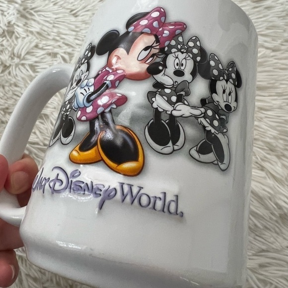 Disney Parks Minnie 3D mug - Picture 3 of 4
